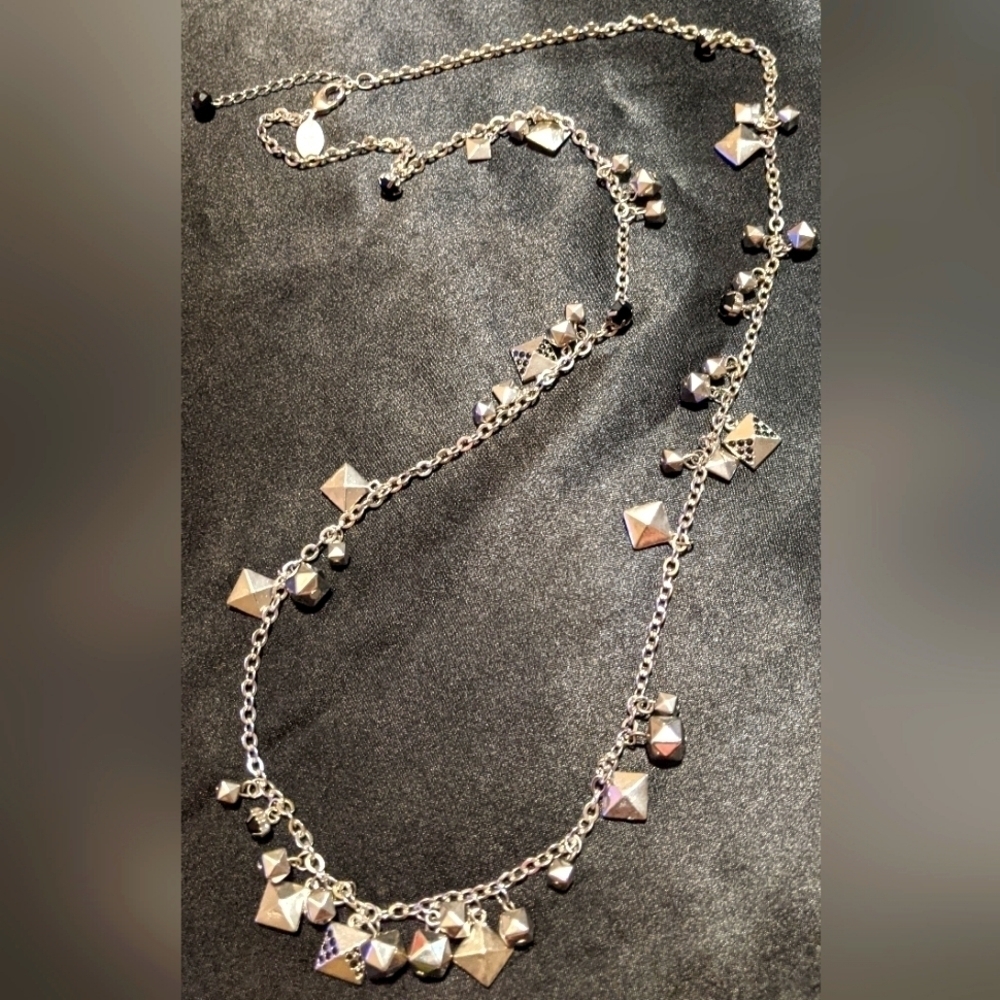 White House Black Market WHBM Beaded Chain Necklace Silvertone Black Crystals